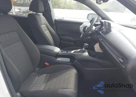 2024 Honda Hr-V 2Wd Sport/2Wd Sport W/O Bsi z USA, uszkodzony, nr VIN 3CZRZ1H51RM717398